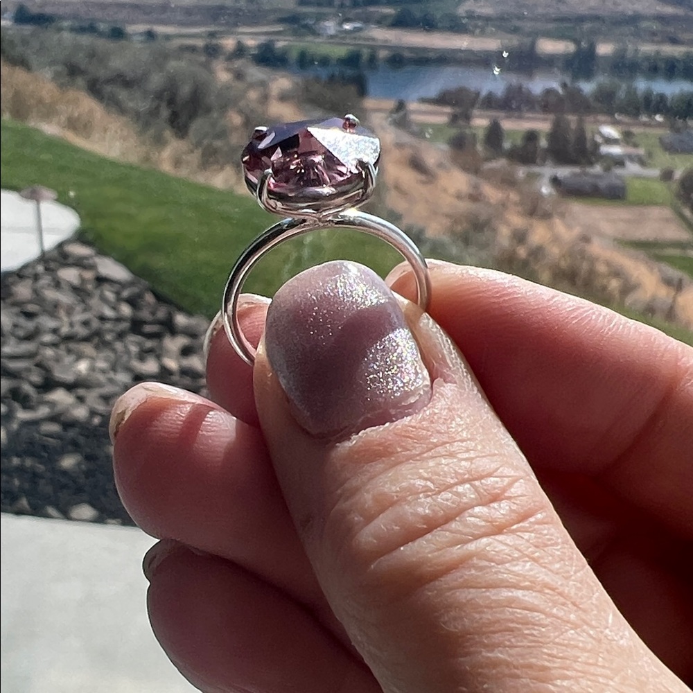 Super flashy Swarovski Crystal set in Sterling SilverSize 7 - Picture 2 of 4